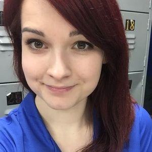 Meet your Posher, Anna maire